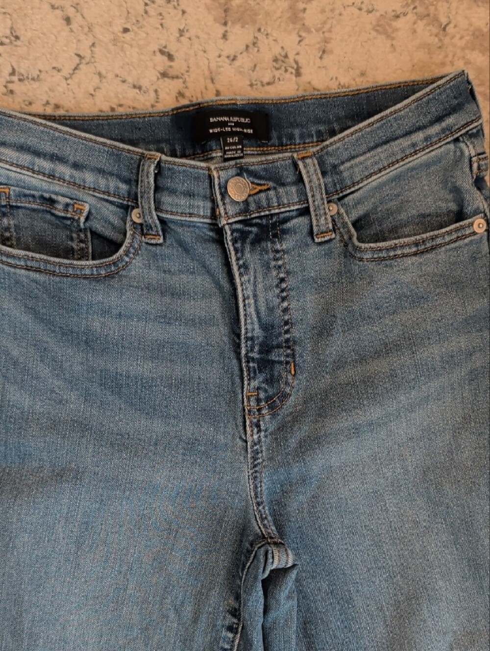 Banana Republic Wide-Leg High-Rise Jeans - Blue denim - Picture 2 of 8